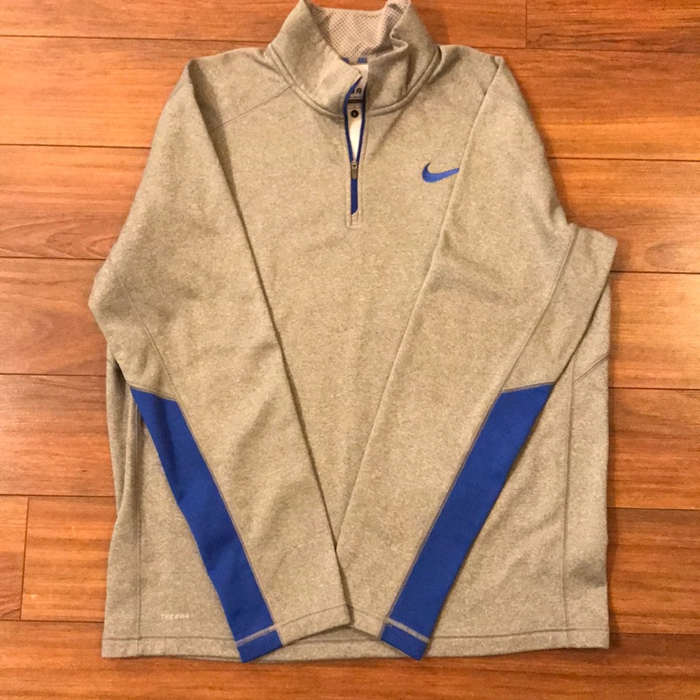 Therma-Fit pullover
